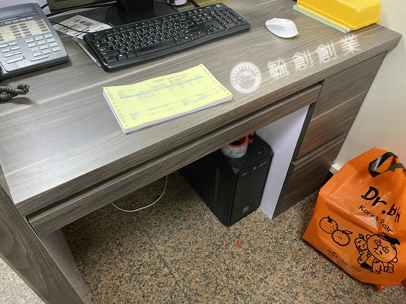 proimages/0908客製櫃台/辦公櫃台 (4)-jpg.webp