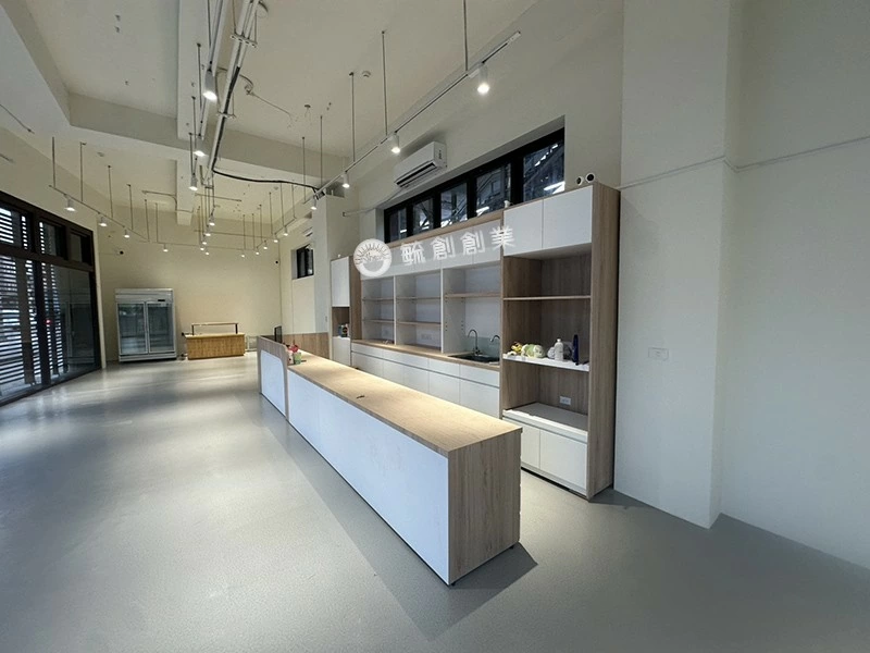 結帳收銀櫃檯-訂製大型櫃台