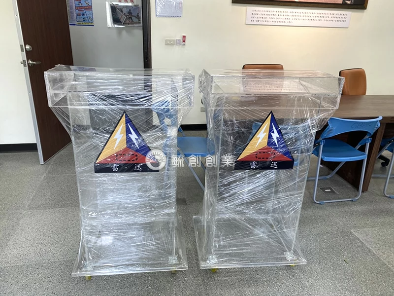 proimages/1壓克力/a壓克力講台/logo講桌-jpg.webp