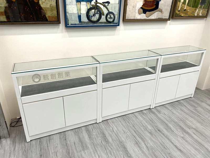 proimages/1玻璃櫃/白色精品珠寶玻璃櫃 (2)-jpg.webp