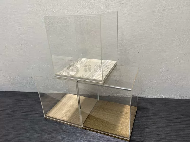 壓克力公仔盒/木底座模型展示盒