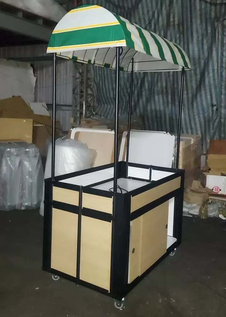 市集拍賣車-頂棚花車