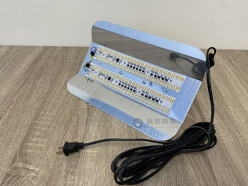 proimages/C夜市攤販道具/A燈具/200w LED 薄型盤燈b-jpg.webp