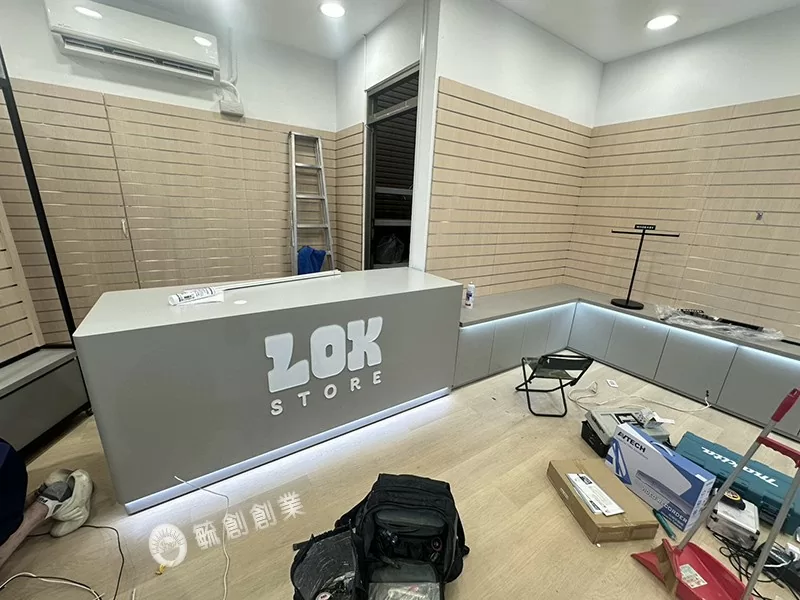 手機/3C配件展示架-蘆洲門市