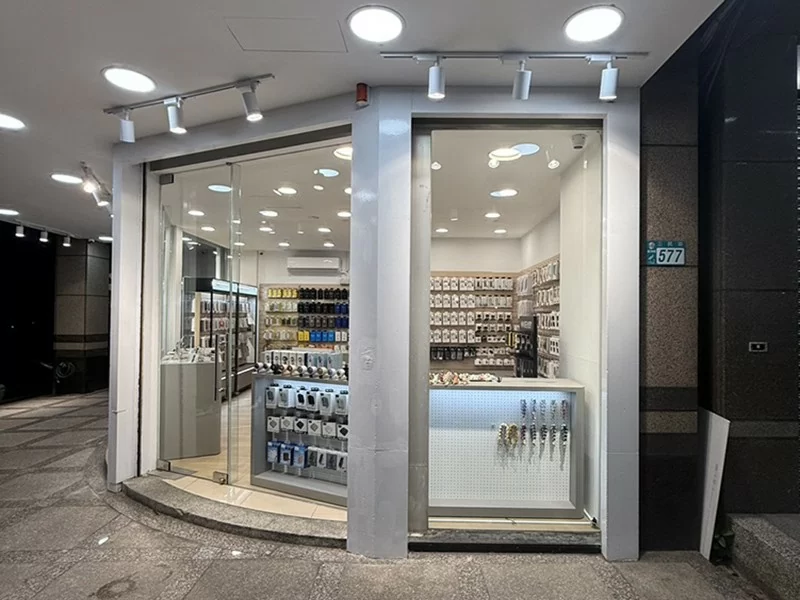 手機/3C配件展示架-蘆洲門市