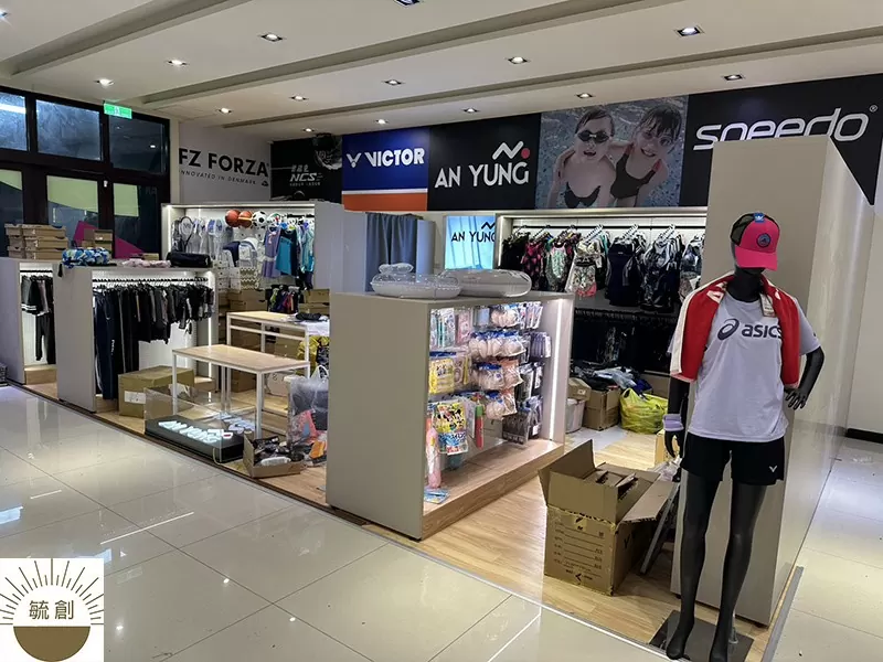 泳裝展示架訂製-台北運動中心