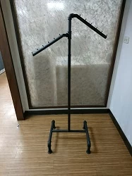 工業風雙斜掛衣展示架