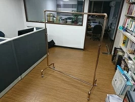 電鍍玫瑰金-水管掛衣架